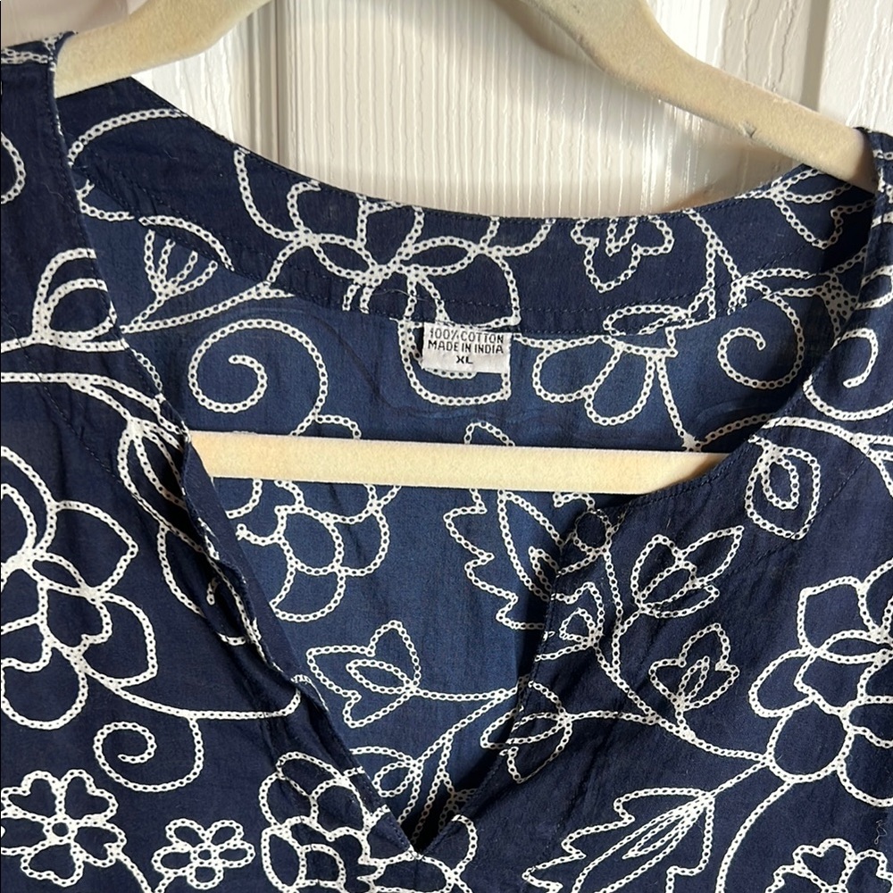 Navy and White 3/4 Sleeve Boxy Blouse - Picture 2 of 5